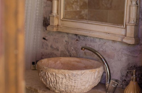 Ayvalik Hotel | Mahzen Küçükköy