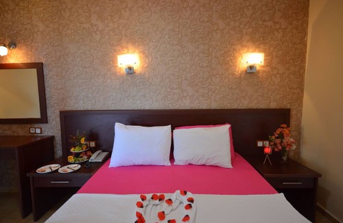 Artikli Hotel | Admiral Hotel