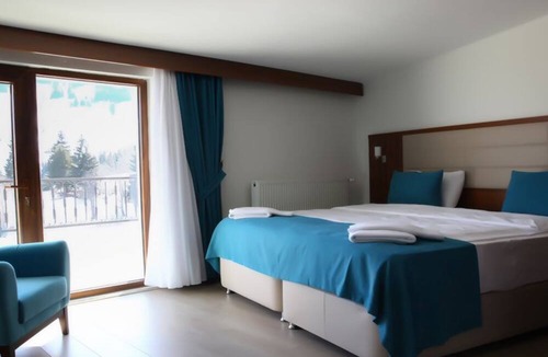 Savsat Hotel | Black Forest Hotel