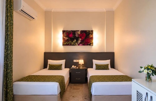 Altınyunus Mahallesi Hotel | Lord Hotel