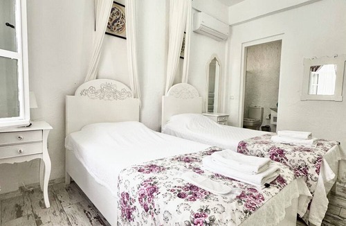 Tokoglu Hotel | Aisem By Hire Alacati