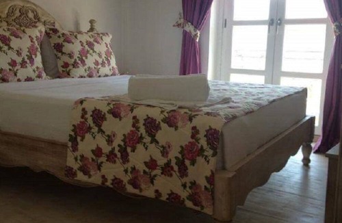 Hacımemis Hotel | Alacati Ciftekuyu Butik Otel