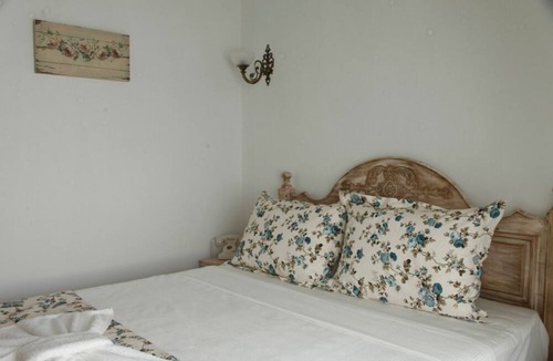 Hacımemis Hotel | Alacati Ciftekuyu Butik Otel