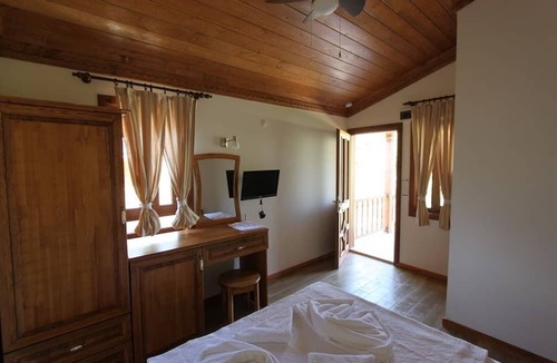 Hayitbuku Hotel | Elly's Home