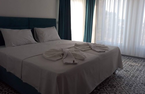 Gokceada Hotel | ADA KEKİĞİ PANSİYON
