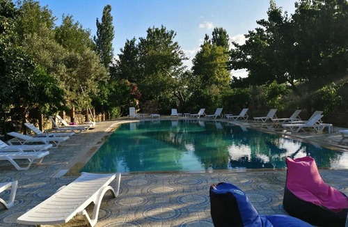Edremit Hotel | Antik Manastir Butik Otel