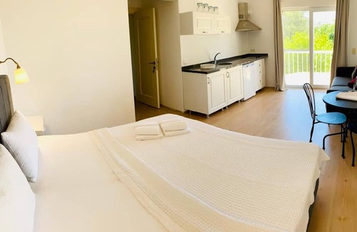 Mesudiye Hotel | Villa White