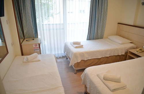 Cesme Hotel | Ayhan Otel