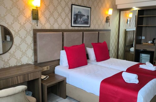 Pera Hotel | Euro Plaza Hotel