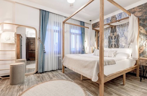 Ayvalik Hotel | Parna Hotel
