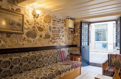Ayvalik City Center Hotel | Tarihi Rum Konağı Antikhan