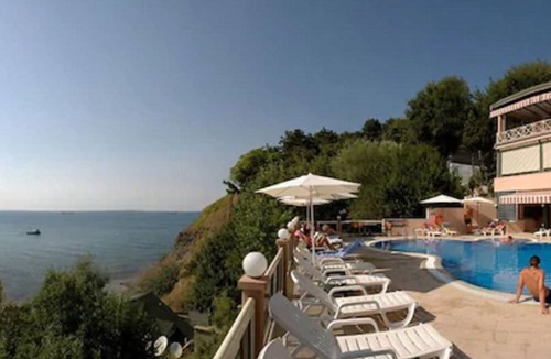 Kilyos Hotel | Kilyos Kale Otel