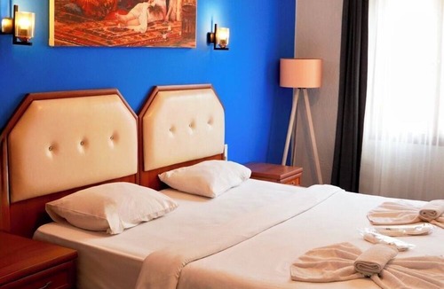 Selcuk Hotel | Rebetika Hotel