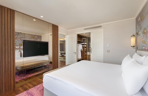 Bakırkoy Hotel | Titanic Port Bakirkoy