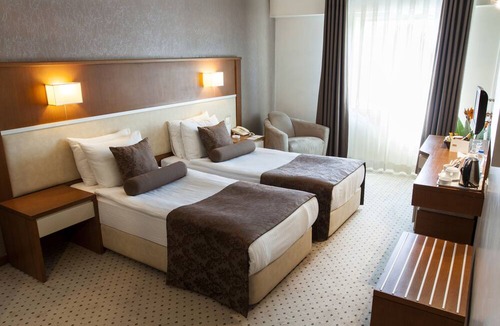 Kahramanlar Mahallesi Hotel | Blanca Hotel