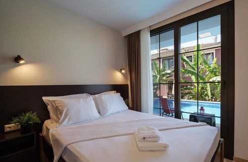 Cesme Hotel | Çeşmekeş Hotel