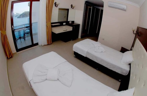 Bozburun Hotel | Yılmaz Kaptan Otel