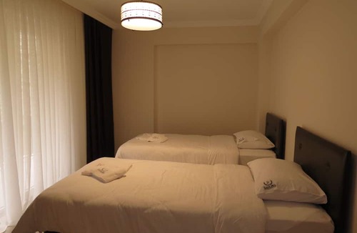 Arsin Apartment | Black Rose Apartment