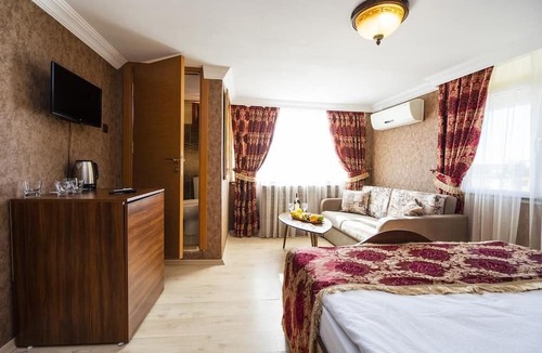 Kumkapi Hotel | The First Ottoman Suites