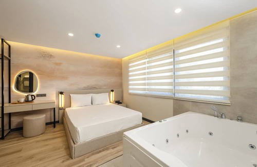 Muratpasa Hotel | Fora Inn Lara