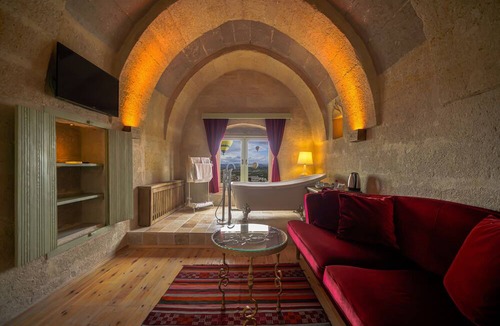 Uchisar Hotel | Takaev Cave House