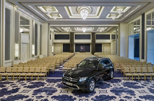 Halkali Hotel | Elite World Grand Istanbul Basın Ekspres
