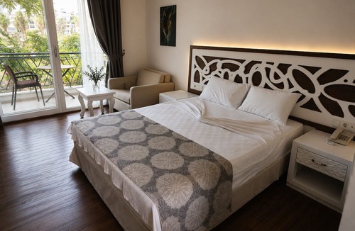 Ortakent Hotel | Meggs Bodrum Beach Hotel