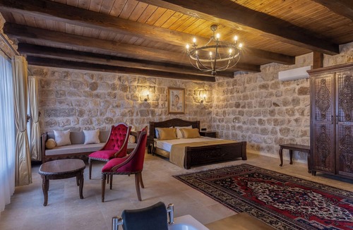 Ortahisar Hotel | Noble Blue Cappadocia