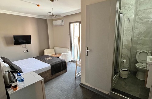 Bornova Hotel | ROYAL İNN BORNOVA