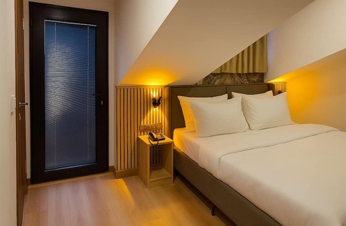 Arnavutkoy Hotel | Positive Hotel