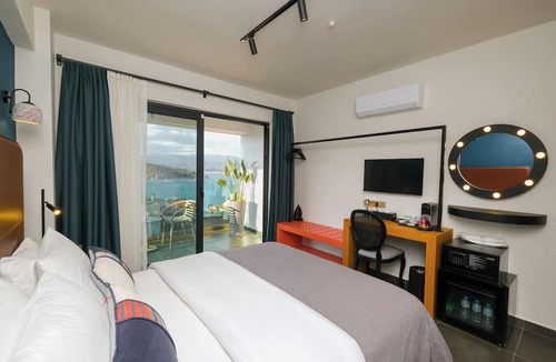 Fethiye City Center Hotel | La Casa Marina Suites & Rooms
