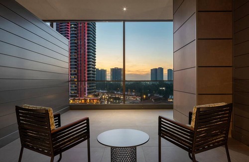 Izmir City Centre Hotel | Canopy By Hilton Izmir Bomonti