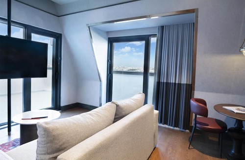 Taksim Hotel | Canopy By Hilton Istanbul Taksim
