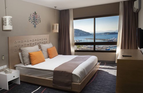Kusadasi City Centre Hotel | Suhan Seaport Hotel