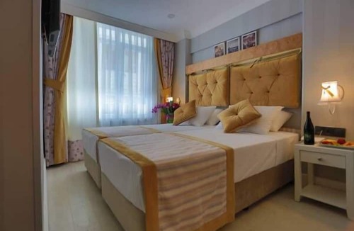 Cagaloglu Hotel | Just Inn Hotel