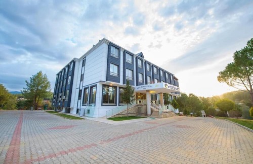 Kavaklidere Hotel | King Royal Palace salkım
