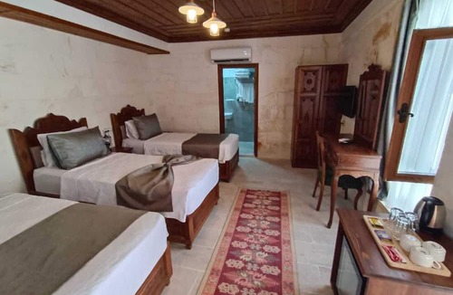 Eyyubiye Hotel | FIRFIRLI KONAK