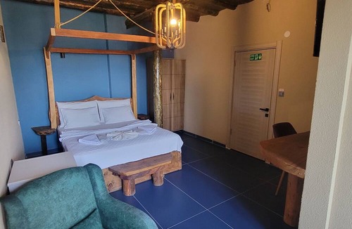 Edremit Hotel | Seyr-i Gümüşhan Otel