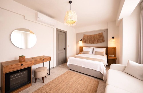 Bozcaada Hotel | Perlacia Bozcaada
