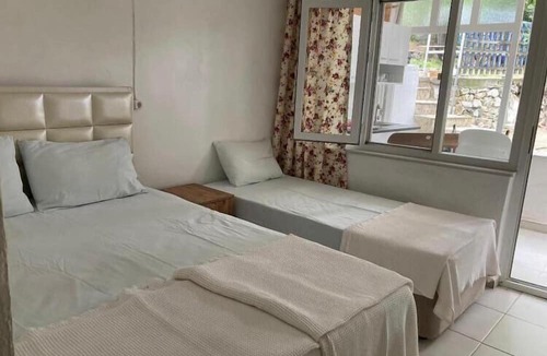 Marmara Hotel | Kalemi Pansiyon