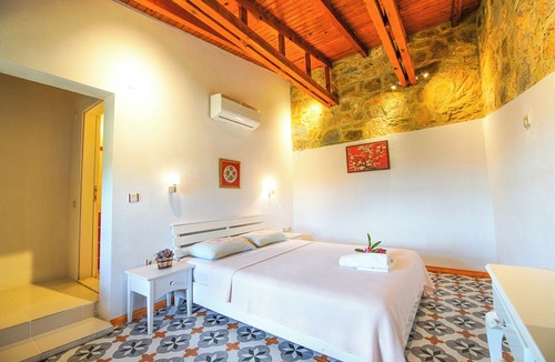 Bozcaada Hotel | Harmani Tatil Çiftliği