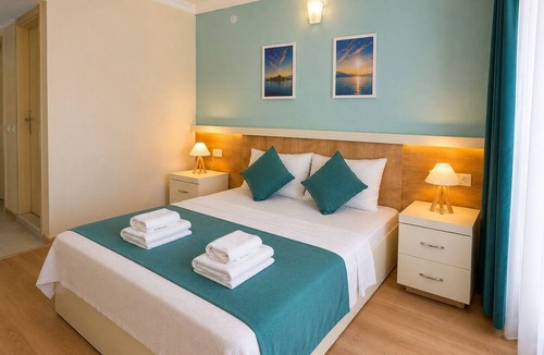 Ezine Hotel | Tenedos İskele Otel