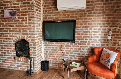 Ayvalik House | Azra Konuk Evi