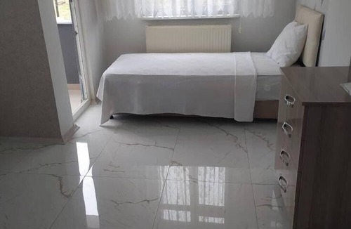 Sindirgi Hotel | 98sıcak suyu ile şifa kaynağı termal oel