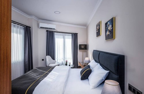 Karsiyaka Hotel | SH HOTEL
