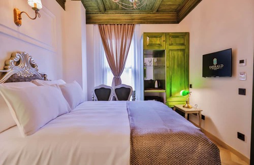 Old City Hotel | Emerald Mansion Hotel – Special Class