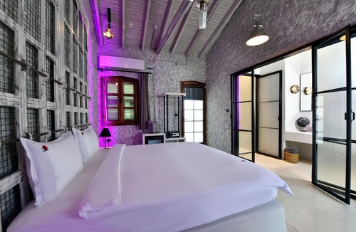 Ayvalik Hotel | Chi House