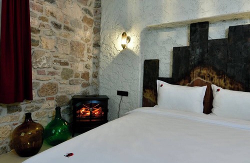 Ayvalik Hotel | Chi House