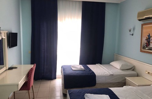 Kiris Hotel | Ares Blue Hotel