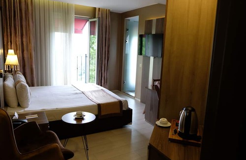 Muradiye Mahallesi Hotel | Royal Capital Hotel Thermal & SPA